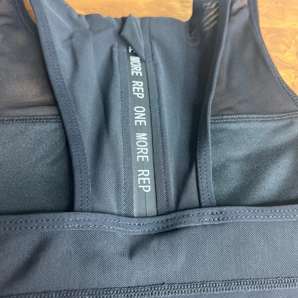 Zyia Active Sports Bra Size M‎ Black Iridescent High Neck Mesh Zip Racerback